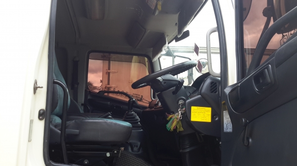 รถสิบล้อหัวลาก ฮีโน่  344 ปี 54 พร้อมใช้งาน    สนใจชมรถ ทดลองขับได้ สนใจติดต่อ เอ็ม ที เจริญยนต์ สาขาปทุมธานี     โทร. 081-4948363,081-7361541    ไอดีไลน์  0814948363     >>> ผู้ขายแจ้งม.79 พร้อมแจ้งย้ายให้ลูกค้า<<<      &