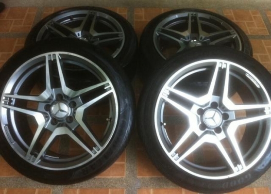 ล้อAMG ขอบ18 พร้อมยางGoodyear ปลายปี12