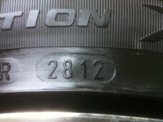 ล้อAMG ขอบ18 พร้อมยางGoodyear ปลายปี12