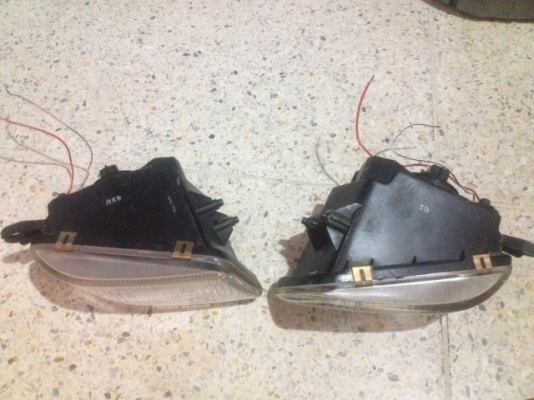 สปรอท์ไลท์ KOITO เลนกระจกของโตต้าเเท้เก่าญี่ปุ่นสภาพสวยคู่ละ