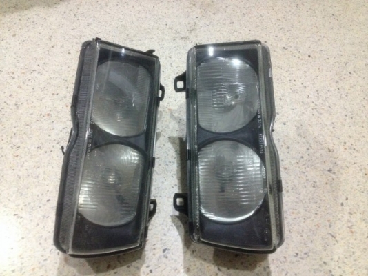 ไฟหน้า BMW E36 ของเก่าญี่ปุ่นเเท้สภาพตามรูปคู่ละ