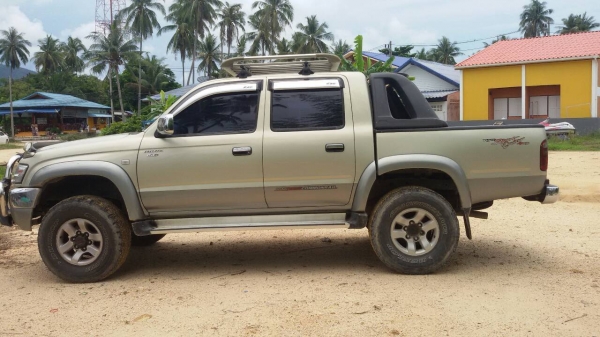 ขายD4D/4×4/4ประตู/เครื่อง2.5/รถสวยๆเครื่องดีเกียรดี ขายD4D/4×4/4ประตู/เครื่อง2.5/รถสวยๆเครื่องดีเกียรดี