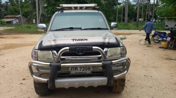 ขายD4D/4×4/4ประตู/เครื่อง2.5/รถสวยๆเครื่องดีเกียรดี ขายD4D/4×4/4ประตู/เครื่อง2.5/รถสวยๆเครื่องดีเกียรดี