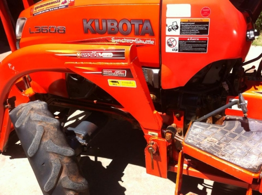 ขายรถไถ Kubota L3608(4WD) พร้อมใบมีดคานบนและผานพรวนช้าง สีเดิม รถพร้อมใช้งาน