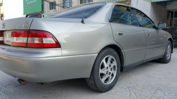 ขายรถ Lexus ES300 รถบ้านวิ่งน้อยมาก ขาย199999