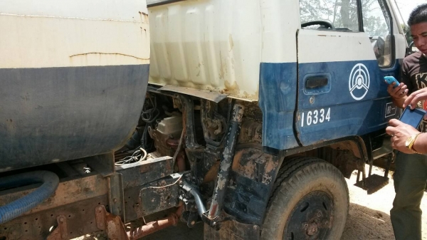 รถบรรทุกน้ำ TOYOTA ไดน่า 6 ล้อ 3 ใบปัด 115 แรง รถบรรทุกน้ำ TOYOTA ไดน่า 6 ล้อ 3 ใบปัด 115 แรง