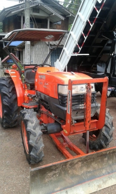 รถไถคูโบต้า L  4508 ปี 52 อุปกรณ์ครบ 3 อย่าง ด้านหน้า ผานหลัง โรตาลี่