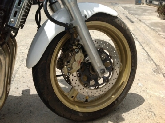 Suzuki inazuma y 2001 คารบูไฟฟ้า inv สพมแท้