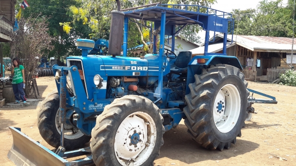 ขายรถไถ6610โฟวินพร้อมเทนเลอเข็นอ้อย