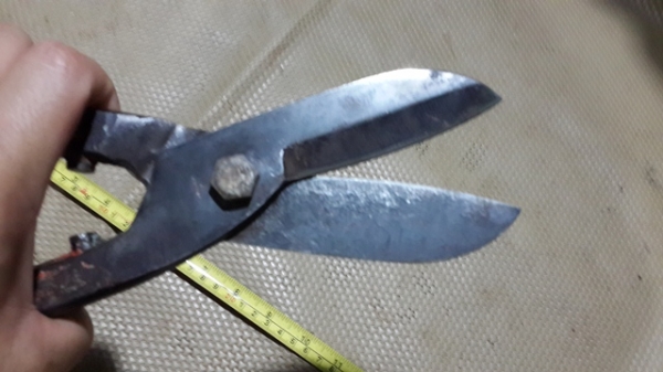 กรรไกรตัดโลหะ  MADE IN ENGLAND