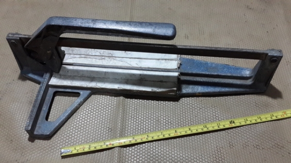 เครื่องตัดกระเบื้อง ITALY พร้อมใช้งาน เครื่องตัดกระเบื้อง ITALY พร้อมใช้งาน