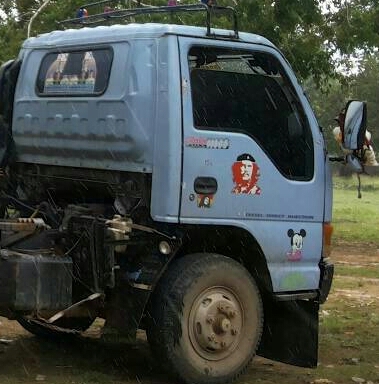 หดล้อ อีซูชุ NPR120 ดั้ม5คิวสามมิตร3.80ม.ปี40 แอร์เย็น power สภาพดีบางเดิม รถใช้งานตลอด  เอกสาร ทะเบียน ม.79 แล้ว "ราคา525,000บ"ต่อรองได้เลย ครับ