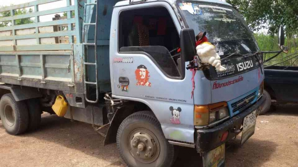 หดล้อ อีซูชุ NPR120 ดั้ม5คิวสามมิตร3.80ม.ปี40 แอร์เย็น power สภาพดีบางเดิม รถใช้งานตลอด  เอกสาร ทะเบียน ม.79 แล้ว "ราคา525,000บ"ต่อรองได้เลย ครับ