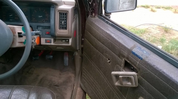 ขาย NISSAN ตอนเดียว เครื่อง TD27 ฝาดำ คัสซีใช้ได้ ทะเบียนครบพร้อมโอน ราคาต่อรองได้อีก ขาย NISSAN ตอนเดียว เครื่อง TD27 ฝาดำ คัสซีใช้ได้ ทะเบียนครบพร้อมโอน ราคาต่อรองได้อีก