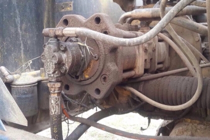 **720,000 บ.ต่อรอง/// แบคโฮ KOBE 200 MARK-3 **ขาย KOBELCO MARK-3 ยอดนิยม KOBELCO MARK-3 SK200 เก๋งน้ำเงิน เครื่อง/ปั้มเดิม ไฟฟ้าตัด คอนโทรลน้ำมันแล้ว เครื่องดี แน่น ปั้มดี แรง ทำงานดี เร็วดี ครับ บูมอาร์มดี มีปะบ้างบางจุด บุ้งกี๋ดี หนา ไม่ผุ ฟันตักยาว เอว **720,000 บ.ต่อรอง/// แบคโฮ KOBE 200 MARK-3 **ขาย KOBELCO MARK-3 ยอดนิยม KOBELCO MARK-3 SK200 เก๋งน้ำเงิน เครื่อง/ปั้มเดิม ไฟฟ้าตัด คอนโทรลน้ำมันแล้ว เครื่องดี แน่น ปั้มดี แรง ทำงานดี เร็วดี ครับ บูมอาร์มดี มีปะบ้างบางจุด บุ้งกี๋ดี หนา ไม่ผุ ฟันตักยาว เอว