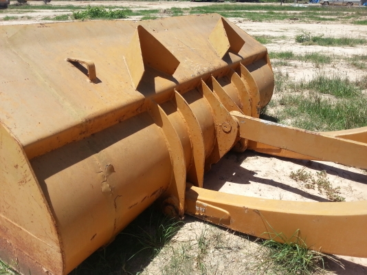 ขาย komatsu jh65Cv ตามสภาพ