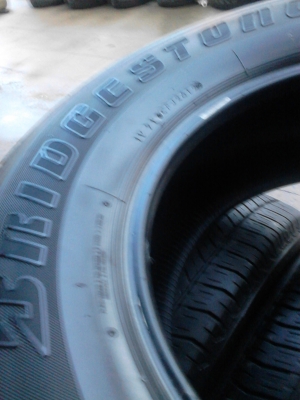 265/65R17 BRIDGESTONE DUELER H/T 689 ยางสวย ไม่มีปะ ชุด 4 เส้น tel.081-427-3941 265/65R17 BRIDGESTONE DUELER H/T 689 ยางสวย ไม่มีปะ ชุด 4 เส้น tel.081-427-3941