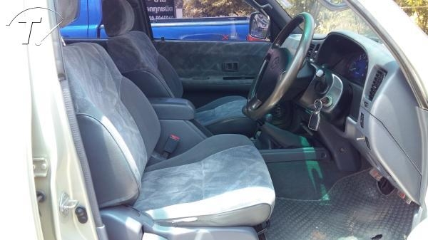 ขายD4D/4ประตู/เครื่อง2.5/4&times;4/โฟรวิล/รถสวยหน้าหลังเดิมเครื่องดีขี่ดีเกียร์โฟรวิลใช้ได้ดี