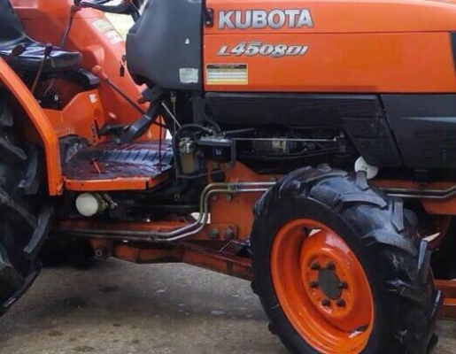 ขายรถไถKubota L4508DI (4WD) พร้อมใบมีดหน้าและผานบุกเบิกช้าง รถไร่ สีเดิมพร้อมใช้งาน