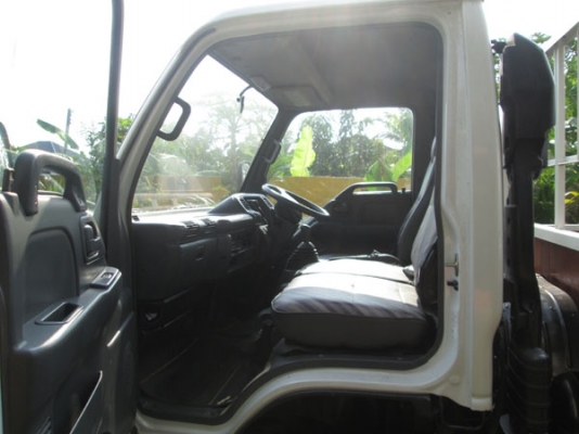 ISUZU NKS 71 G หัวการ์ตูนสูง 4 WD คานแข็ง ขับเคลื่อน 4ล้อไม่ติดเวลา