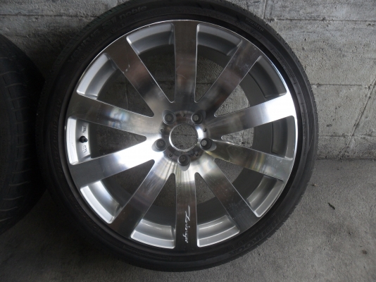 ล้อแม็ก 19นิ้ว 5รู114 พร้อมยาง สวยๆ 4 ล้อ ราคา 11900 บาท