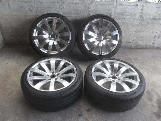 ล้อแม็ก 19นิ้ว 5รู114 พร้อมยาง สวยๆ 4 ล้อ ราคา 11900 บาท