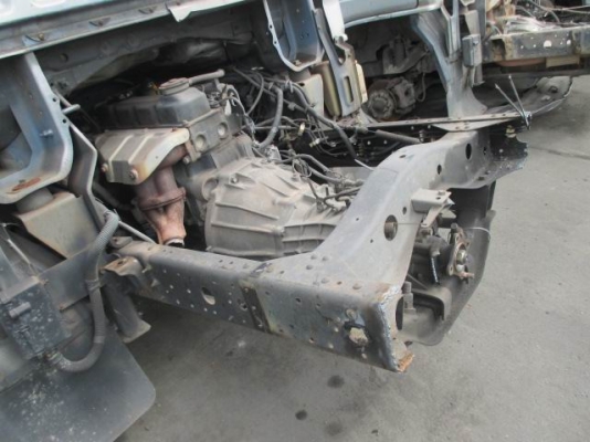 ขายนิสสันหัวเก๋งพร้อมเครื่องยนต์