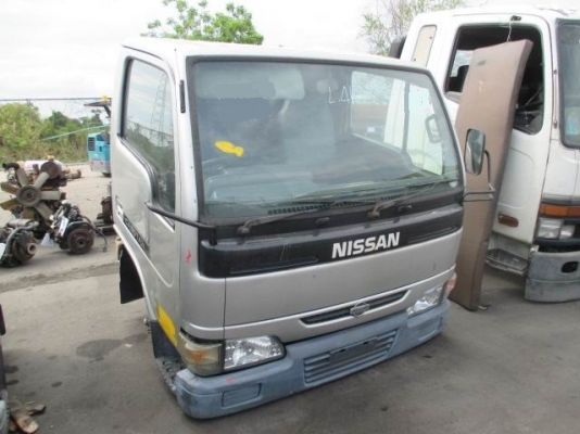 ขายนิสสันหัวเก๋งพร้อมเครื่องยนต์