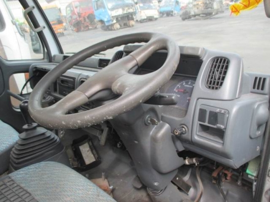 ขายนิสสันหัวเก๋งพร้อมเครื่องยนต์