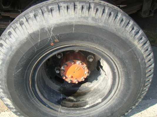 ขาย6ล้อ ISUZU NPR 115HP แต่เปลี่ยนเครื่องใหม่แล้วเป็น4HF1 (130แรง)ขาย 420,000บาท  ติดต่อ 0892095791 บอย