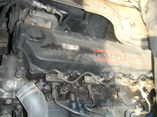 ขาย6ล้อ ISUZU NPR 115HP แต่เปลี่ยนเครื่องใหม่แล้วเป็น4HF1 (130แรง)ขาย 420,000บาท  ติดต่อ 0892095791 บอย