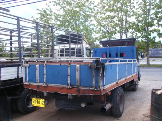 ขาย6ล้อ ISUZU NPR 115HP แต่เปลี่ยนเครื่องใหม่แล้วเป็น4HF1 (130แรง)ขาย 420,000บาท  ติดต่อ 0892095791 บอย