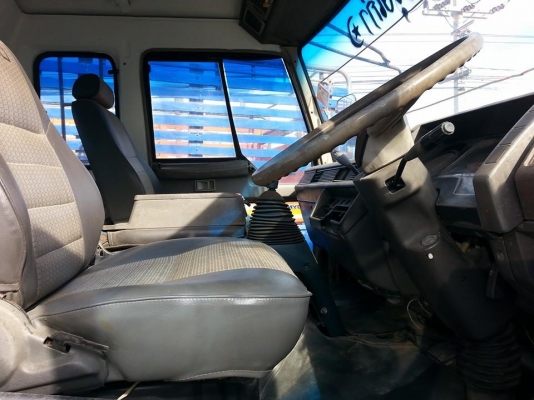 ขายหัวแคชซี MITSUBISHI เครื่อง185แรง พ.เพาเวอร์ เบรกทิฟฟี่ ภายในสวย เฟืองท้ายใหญ่ สภาพสวยพร้อมใช้งาน เอกสารพร้อมโอน สนใจโทร 090-8588220คุณนะ 093-3258446คุณบิว ID:narong498 หรือเข้าดูสินค้าอื่นๆได้ที่ www.truck.in.th/498 หรือเพจFacebook ณรงค์ ซื้อขายรถมือส