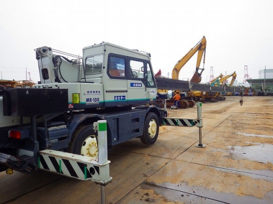 ขายรถเครน KATO KR10H ขายรถเครน KATO KR10H