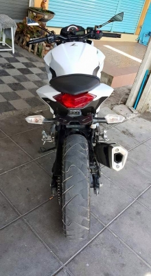 z 250 สีขาว สภาพสวยพร้อมใช้งานคับ ไมล์วิ่งน้อย สวยๆเลย