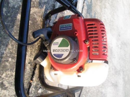 เครื่องเจาะดิน  KOMATSU   BC2300 รหัสสินค้า : 80802402 หรือเพิ่มเติมไดที่ www.nihonmono.com