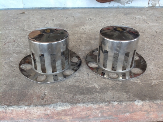 ดีเคเซียงกง  ฝาครอบล้อ ทรงหมวก เก่าเเท้ญี่ปุ่น