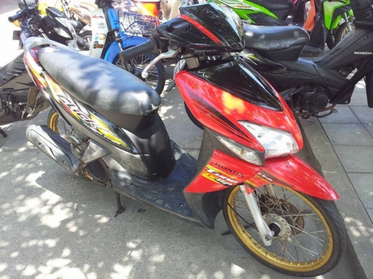 ขายได้ขาย Honda Click ถูกๆสภาพสวย