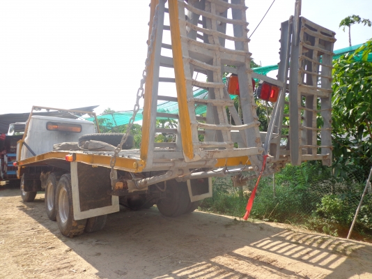 ขายรถเทนเลอร์  10  ล้อ  HINO  เกีี่ยวข้าว