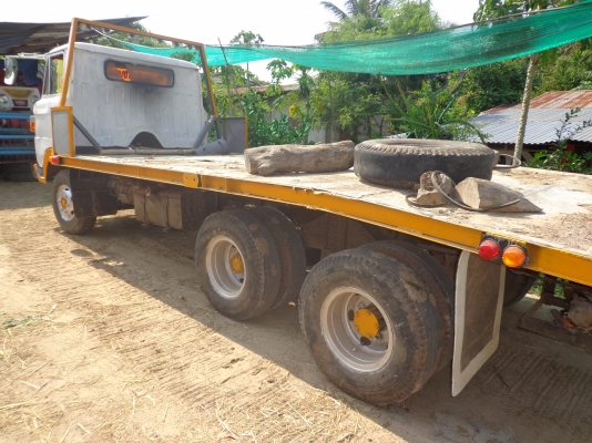 ขายรถเทนเลอร์  10  ล้อ  HINO  เกีี่ยวข้าว