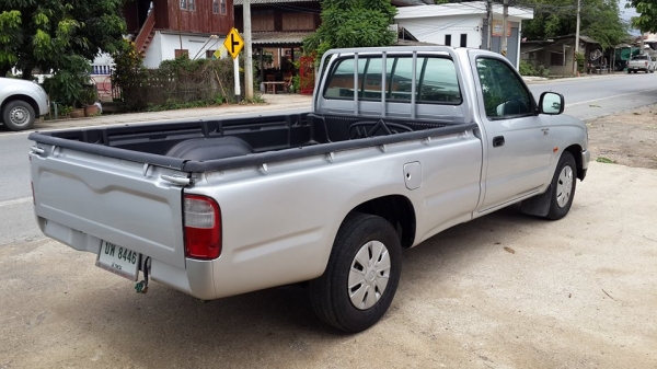 ขายกระบะ Toyota hilux tiger หัวเดี่ยว สีบรอนซ์เงินสวยๆ ราคา 185,000 บาท +++++++ ขายกระบะ Toyota hilux tiger หัวเดี่ยว สีบรอนซ์เงินสวยๆ ราคา 185,000 บาท +++++++