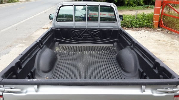 ขายกระบะ Toyota hilux tiger หัวเดี่ยว สีบรอนซ์เงินสวยๆ ราคา 185,000 บาท +++++++ ขายกระบะ Toyota hilux tiger หัวเดี่ยว สีบรอนซ์เงินสวยๆ ราคา 185,000 บาท +++++++