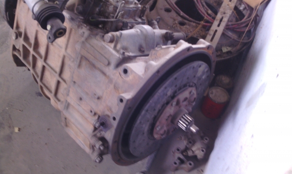 ขาย เกียร์ MITSUBISHI เทอร์โบ 10 speed เสื้อลาย