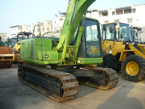 รถขุด Komatsu PC120-6ZE เพิ่งเหยียบถึงไทย รถเก่านอก นำเข้าจากญี่ปุ่น สภาพเดิมๆ