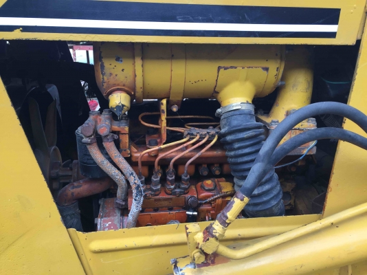 ขาย แทรคเตอร์ Komatsu D20P-6 เกียร์คลัช สภาพพร้อมใช้งาน