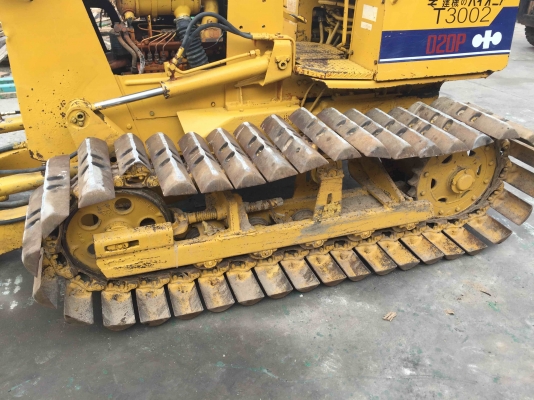 ขาย แทรคเตอร์ Komatsu D20P-6 เกียร์คลัช สภาพพร้อมใช้งาน
