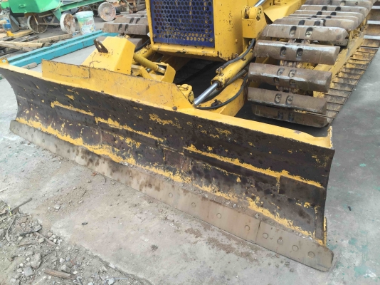 ขาย แทรคเตอร์ Komatsu D20P-6 เกียร์คลัช สภาพพร้อมใช้งาน