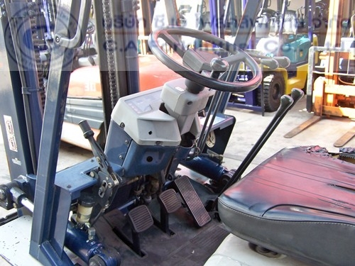 ขาย รถโฟล์คลิฟท์ KOMATSU รุ่น FD20-11