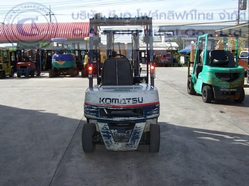 ขาย รถโฟล์คลิฟท์ KOMATSU รุ่น FD20-11