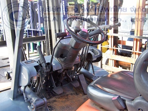 ขายรถ โฟล์คลิฟท์ TOYOTA รุ่น 6-FD30